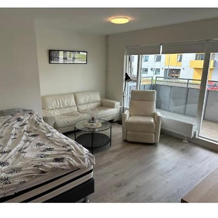 Apartment Close To The Airport เค็ปลาวิก ภายนอก รูปภาพ