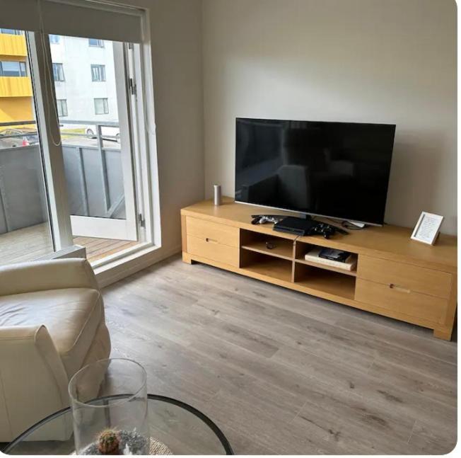 Apartment Close To The Airport เค็ปลาวิก ภายนอก รูปภาพ
